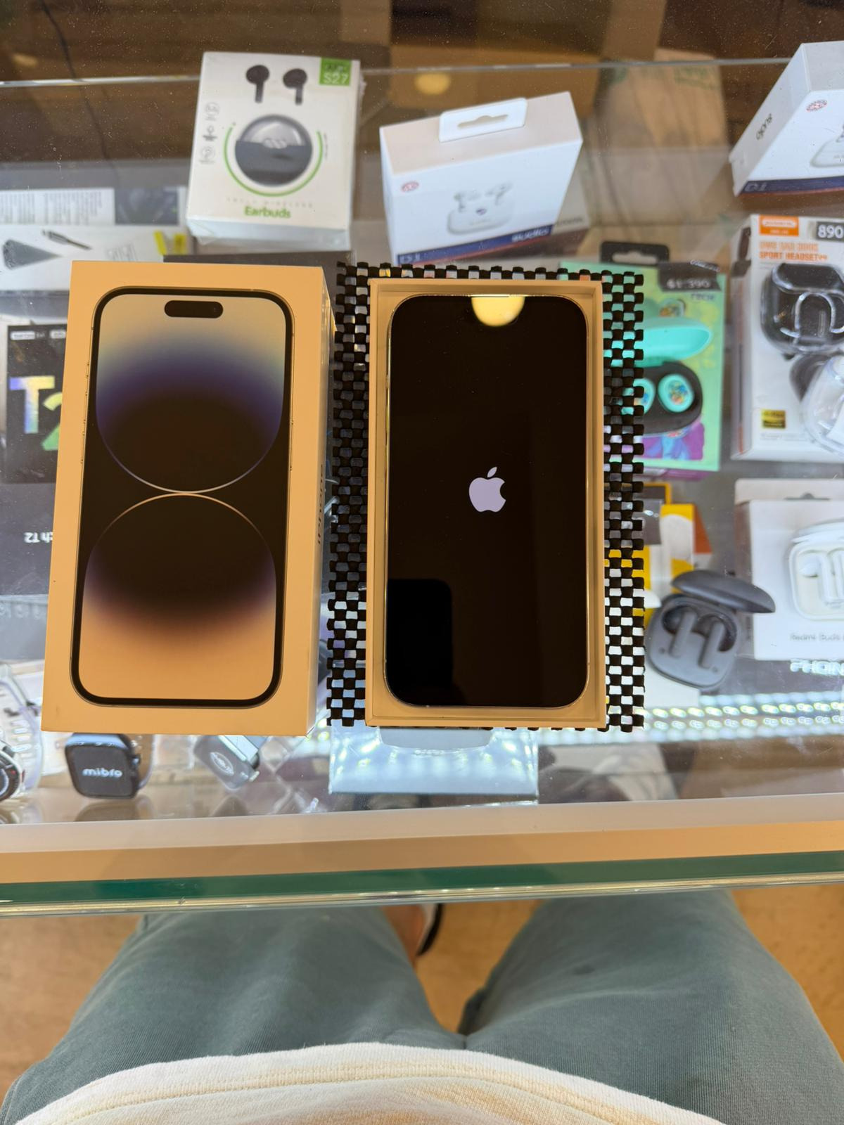 iPhone 14 Pro – 256GB – Plata