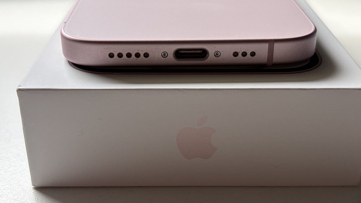 iPhone 15 – 128GB – Rosa