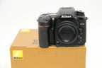 Nikon D7500 – 2.340 Disparos