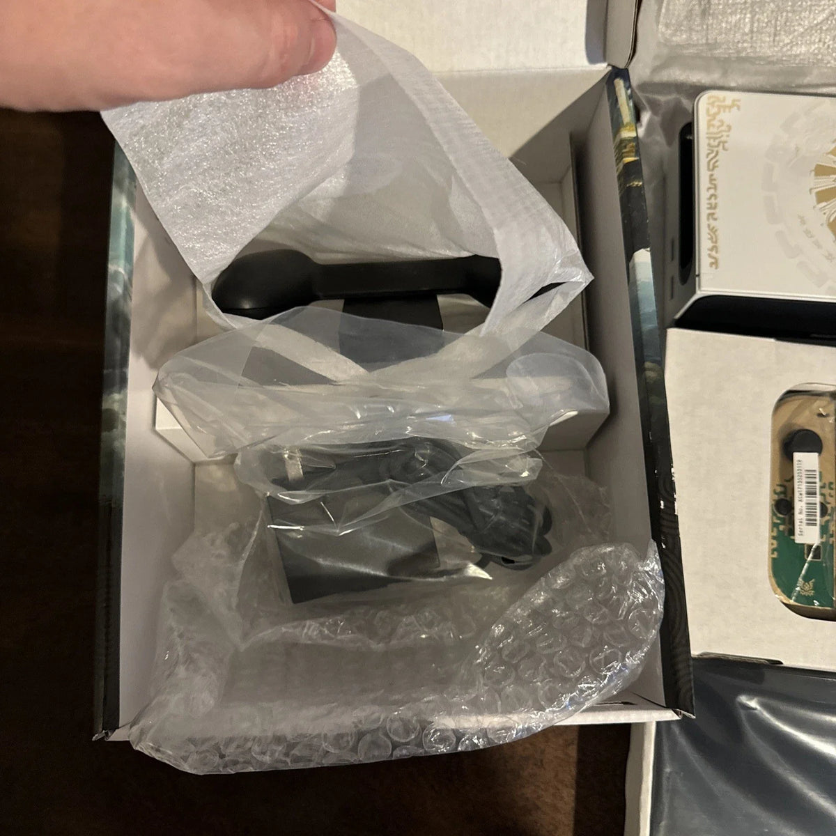 Nintendo Switch OLED – The Legend of Zelda Edition