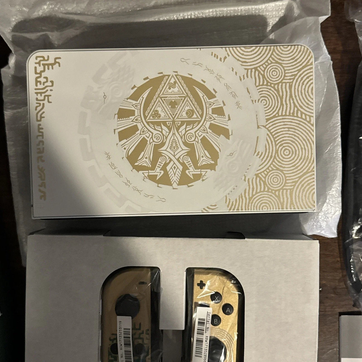 Nintendo Switch OLED – The Legend of Zelda Edition