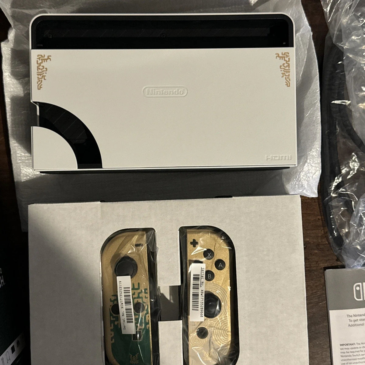 Nintendo Switch OLED – The Legend of Zelda Edition