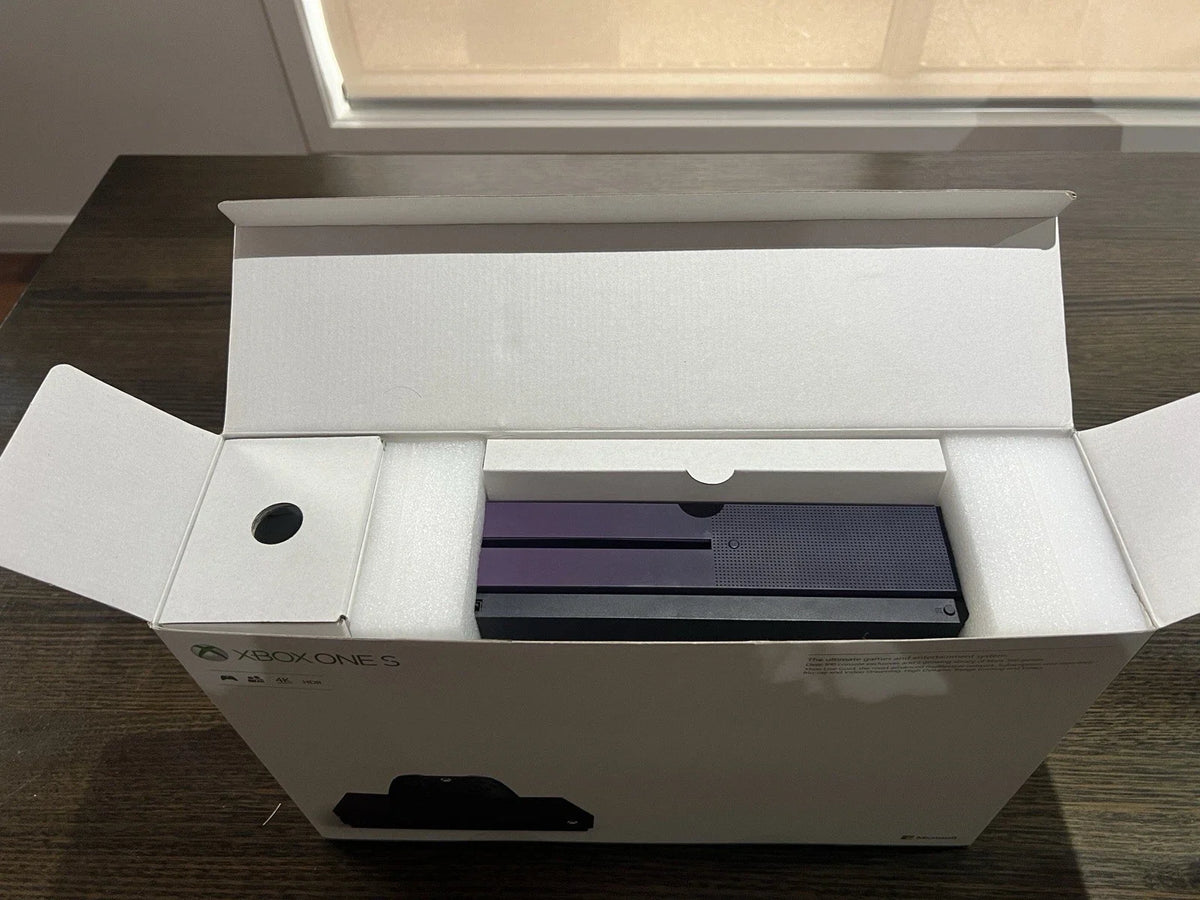 Microsoft Xbox One S – 1TB – Special Edition